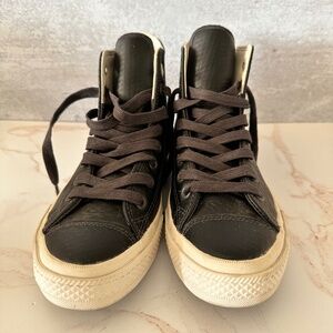 Converse Chuck Taylor II Lunarlon Sole Leather Hi Top Sneakers (W-8.5)